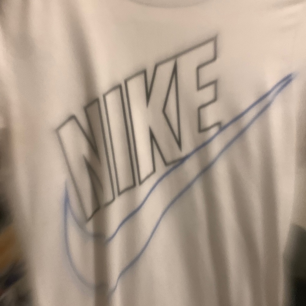 NIKE TEE